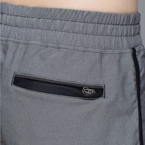 Lululemon Varsity Short - Picture 10 of 11